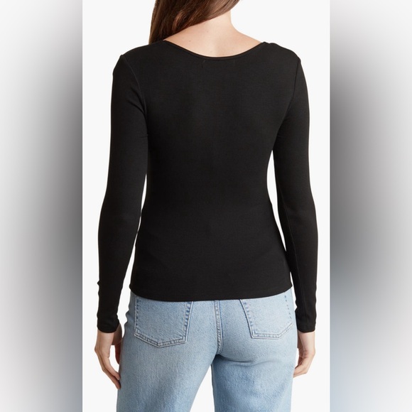 Elodie Knot Front Top - Picture 2 of 4